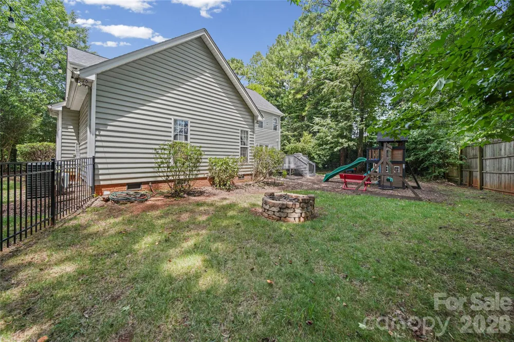 4619 Lenden Hall Court Gastonia, NC 28056