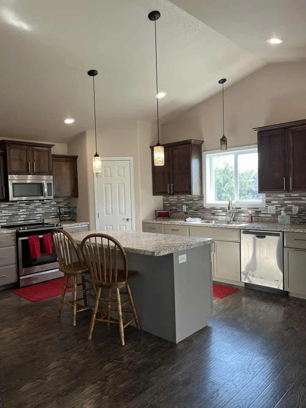 1966 Middle Creek Detroit Lakes, MN 56501