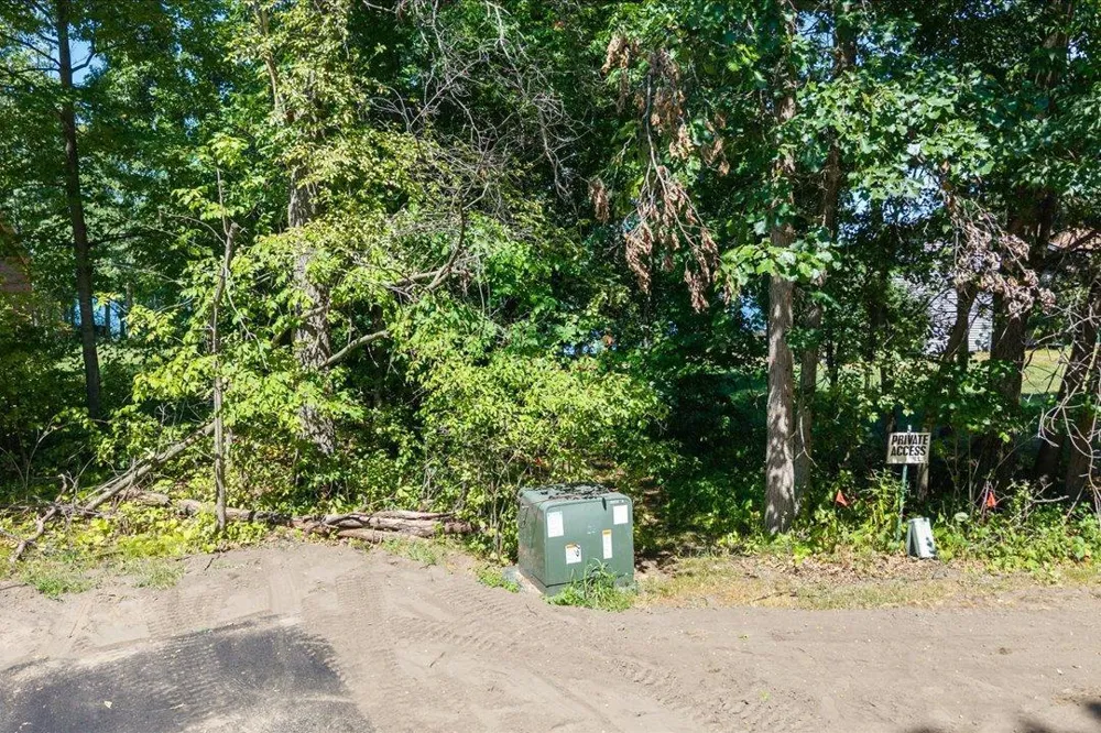 11808 Maplewood Drive SW East Gull Lake, MN 56401