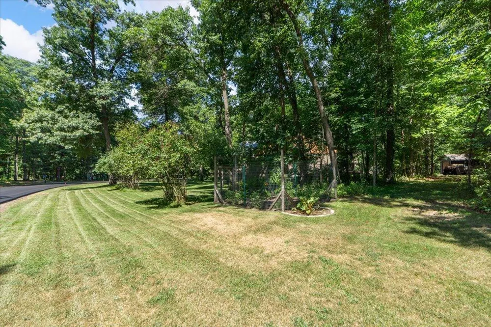 11808 Maplewood Drive SW East Gull Lake, MN 56401