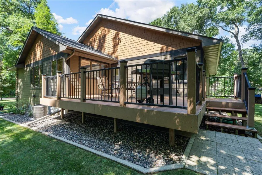 11808 Maplewood Drive SW East Gull Lake, MN 56401