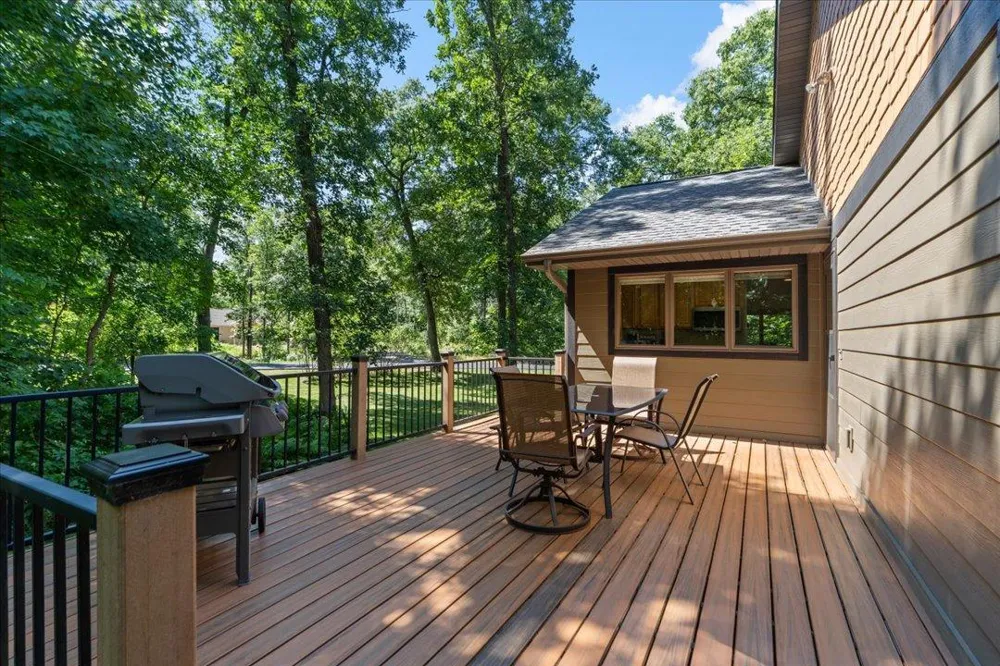 11808 Maplewood Drive SW East Gull Lake, MN 56401