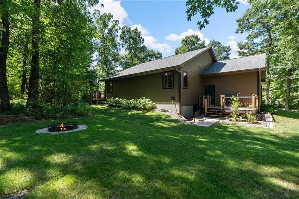 11808 Maplewood Drive SW East Gull Lake, MN 56401