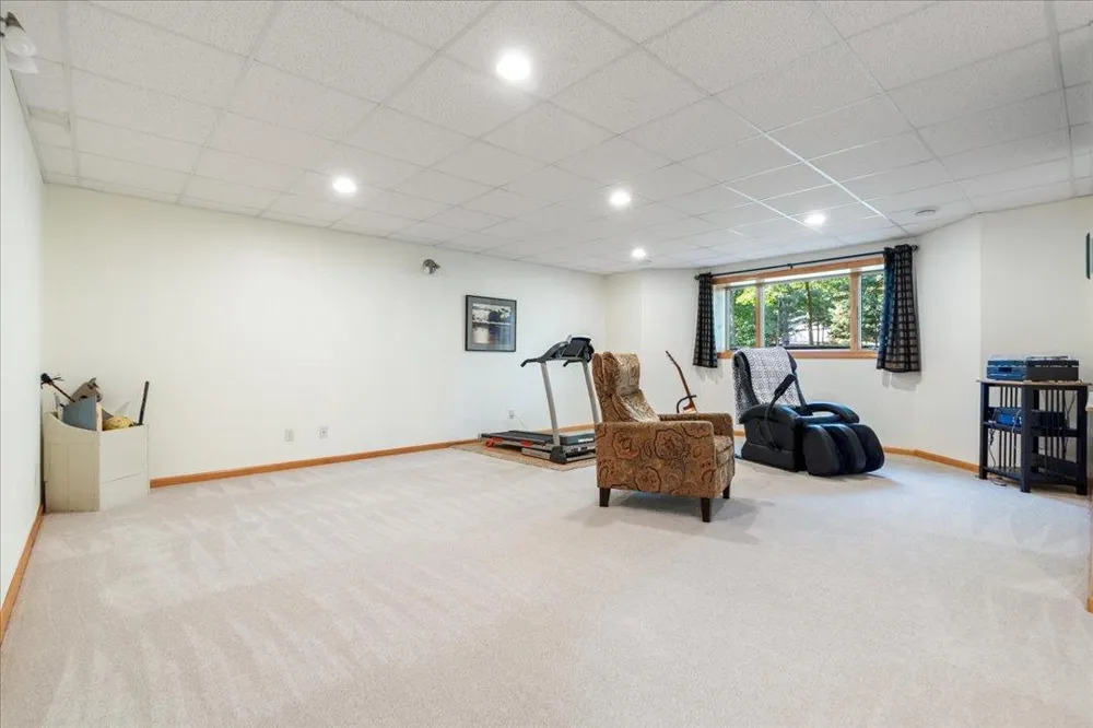 11808 Maplewood Drive SW East Gull Lake, MN 56401