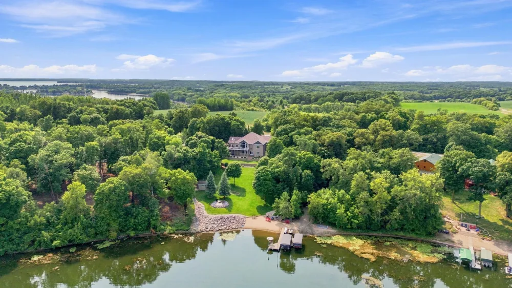 17535 Schurman Lane Lake Park, MN 56554