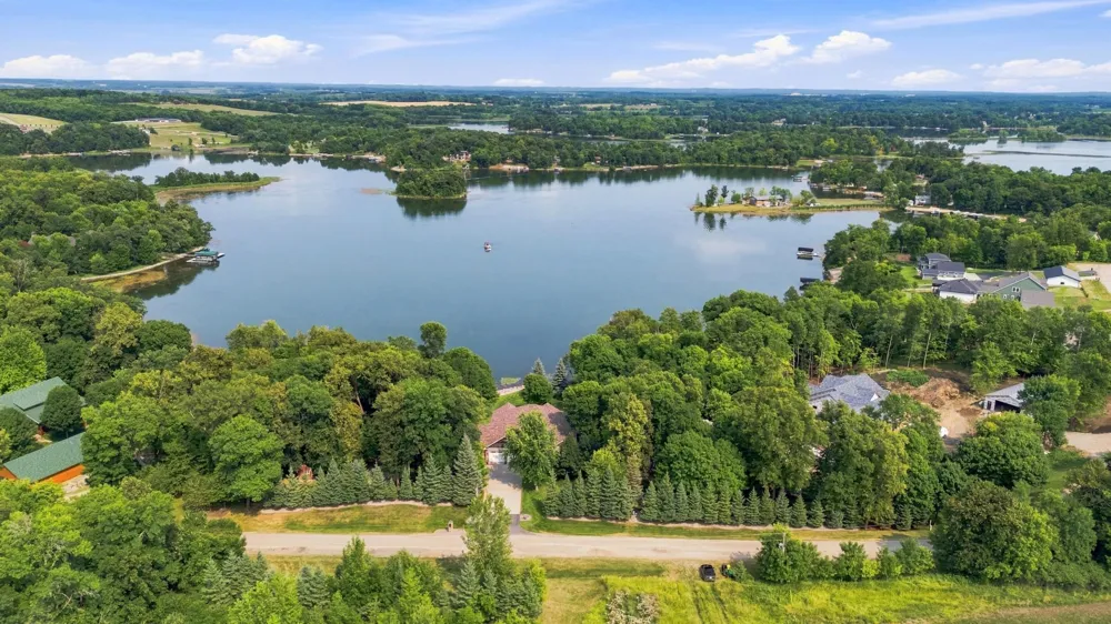 17535 Schurman Lane Lake Park, MN 56554