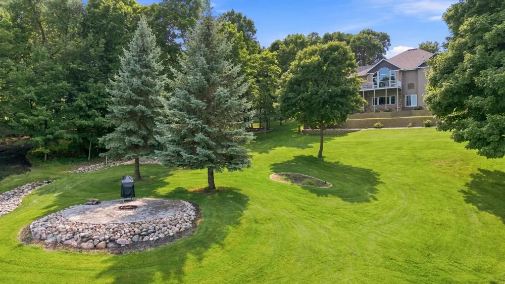 17535 Schurman Lane Lake Park, MN 56554