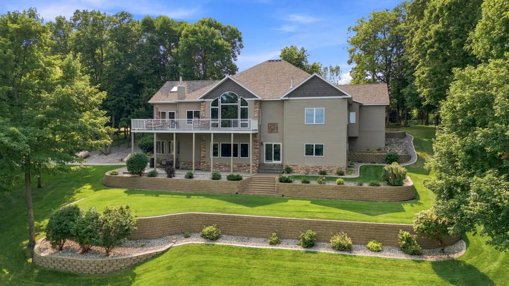17535 Schurman Lane Lake Park, MN 56554