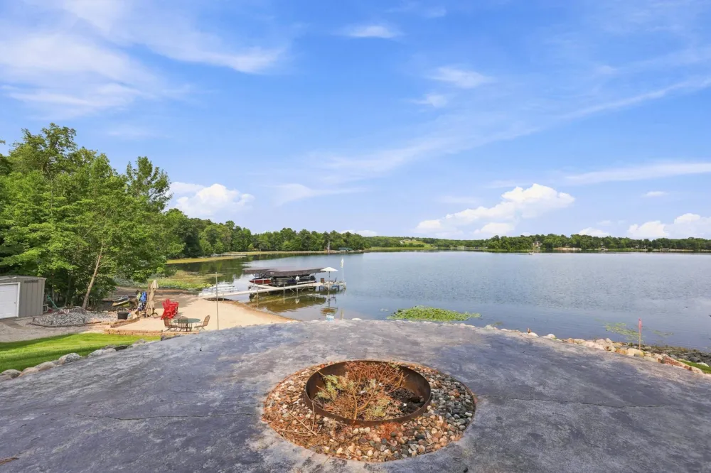 17535 Schurman Lane Lake Park, MN 56554