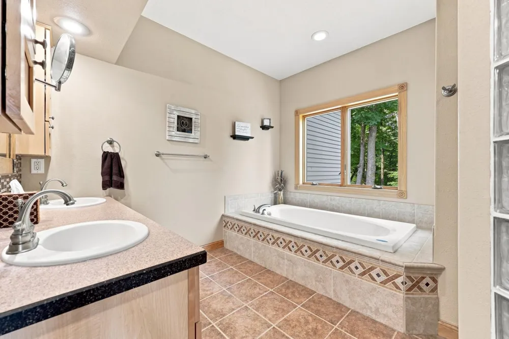 17535 Schurman Lane Lake Park, MN 56554