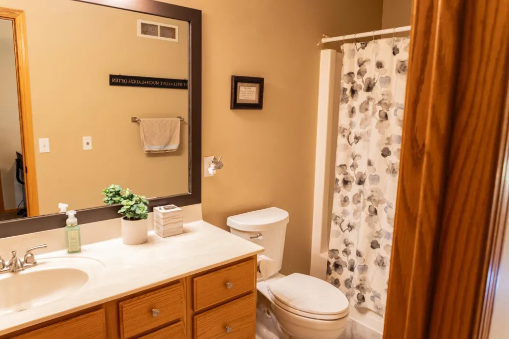 25 Benson Drive S Lewiston, MN 55952