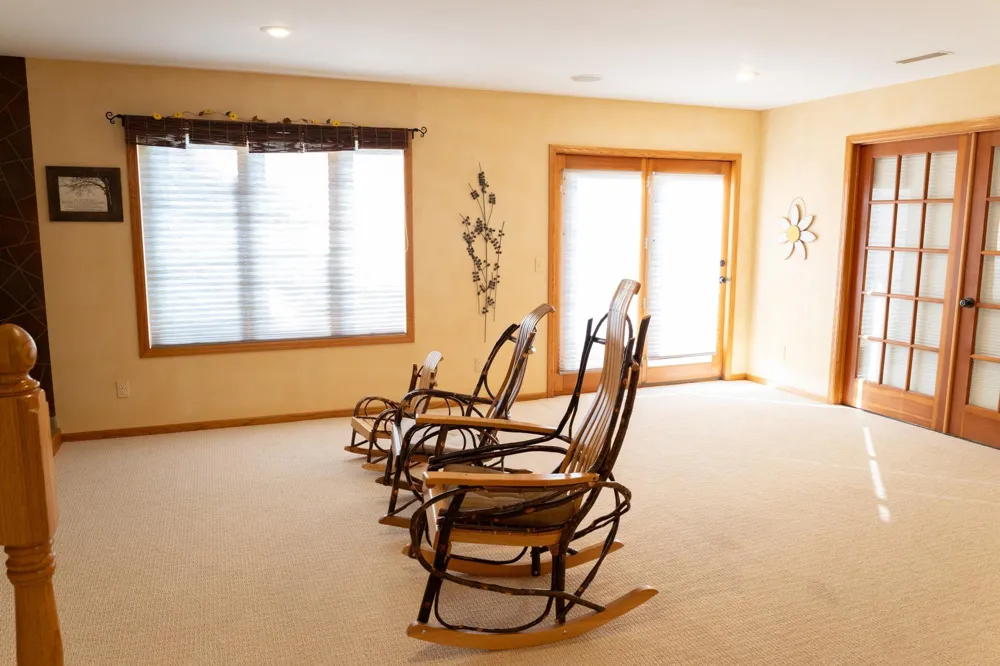 25 Benson Drive S Lewiston, MN 55952
