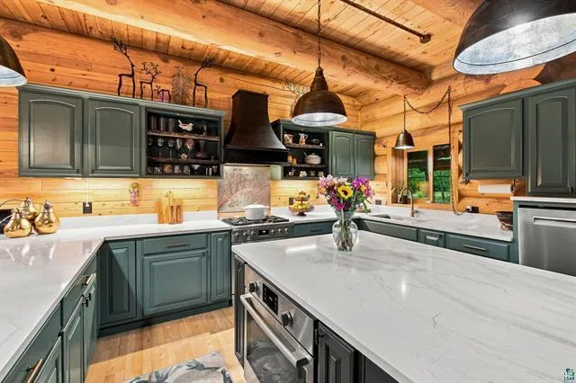 5814 Hwy 73 Floodwood, MN 55736