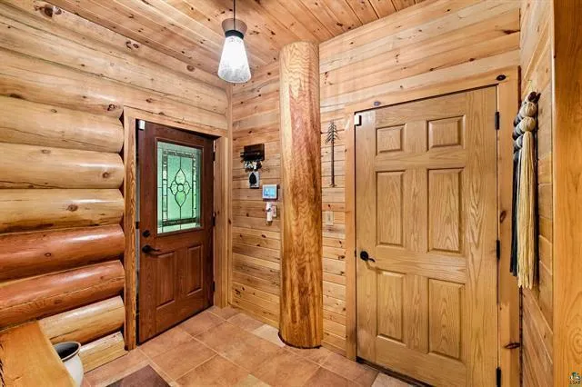 5814 Hwy 73 Floodwood, MN 55736
