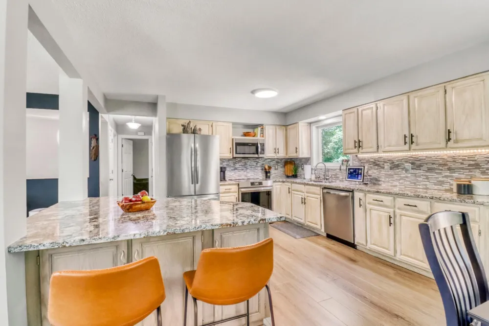1047 Highwood Circle Detroit Lakes, MN 56501