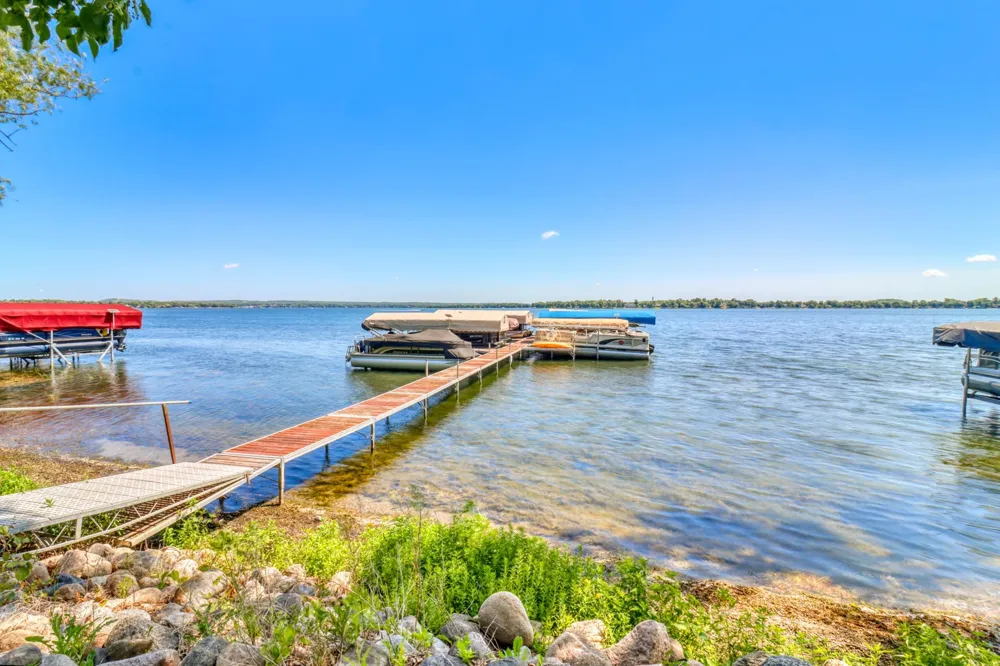 1047 Highwood Circle Detroit Lakes, MN 56501