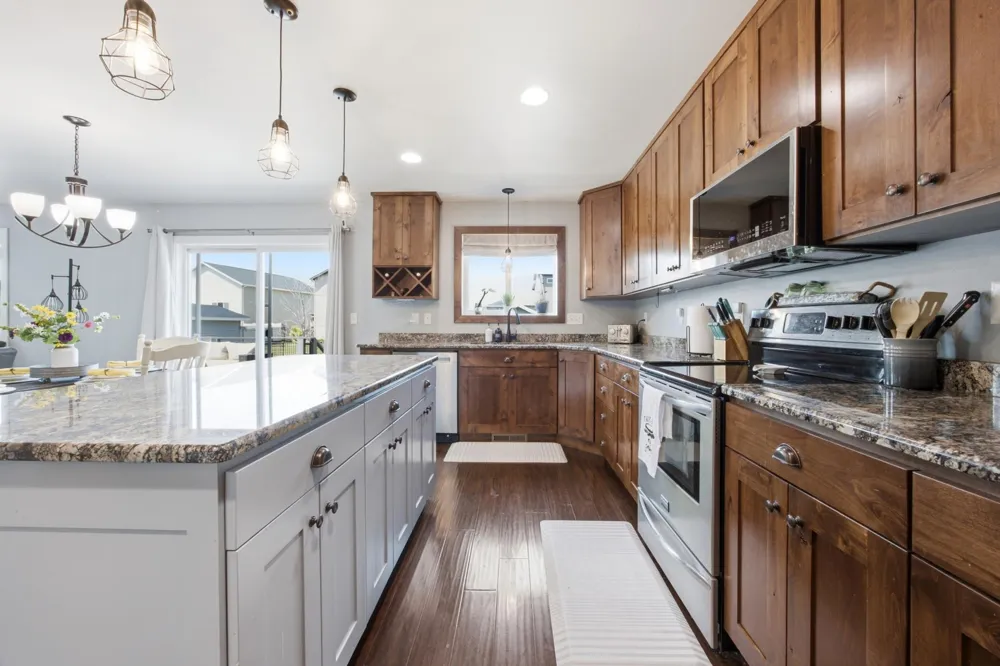 3126 6th Street E West Fargo, ND 58078