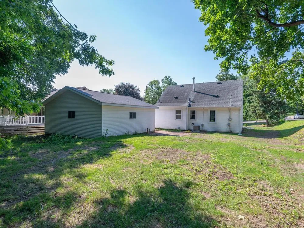 2920 W 71 1/2 STREET Richfield, MN 55423
