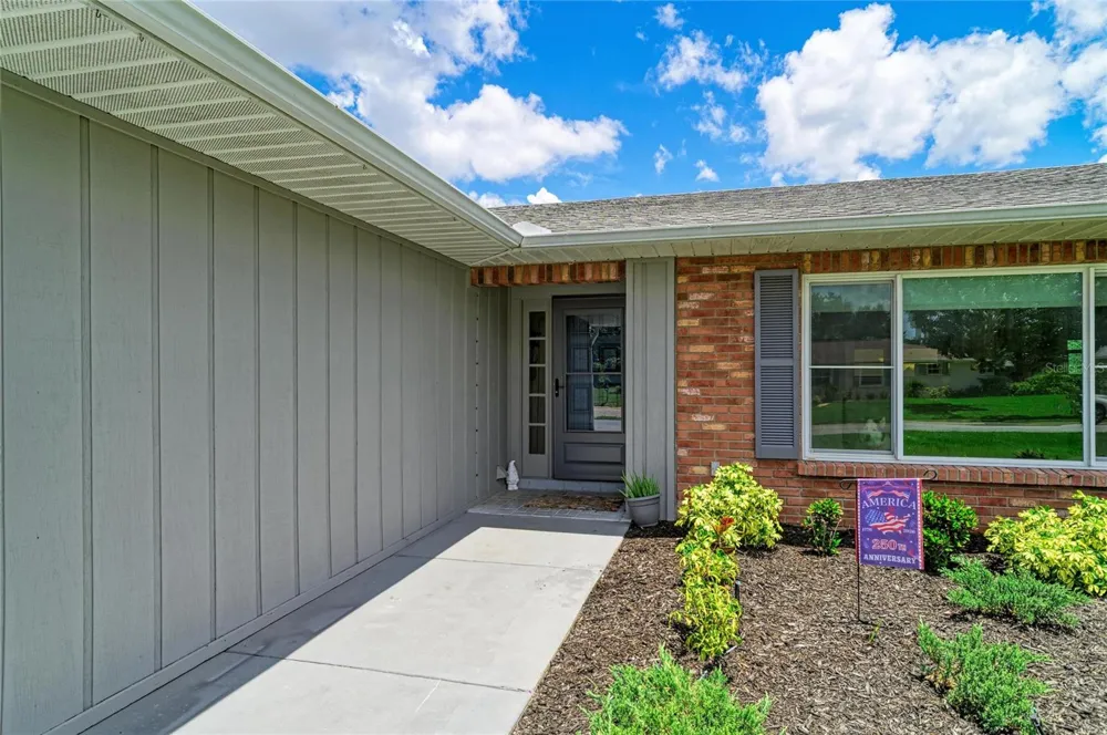 2011 37TH STREET W Bradenton, FL 34205