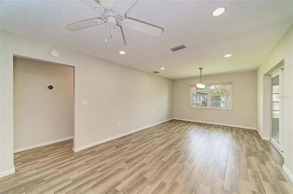 2011 37TH STREET W Bradenton, FL 34205