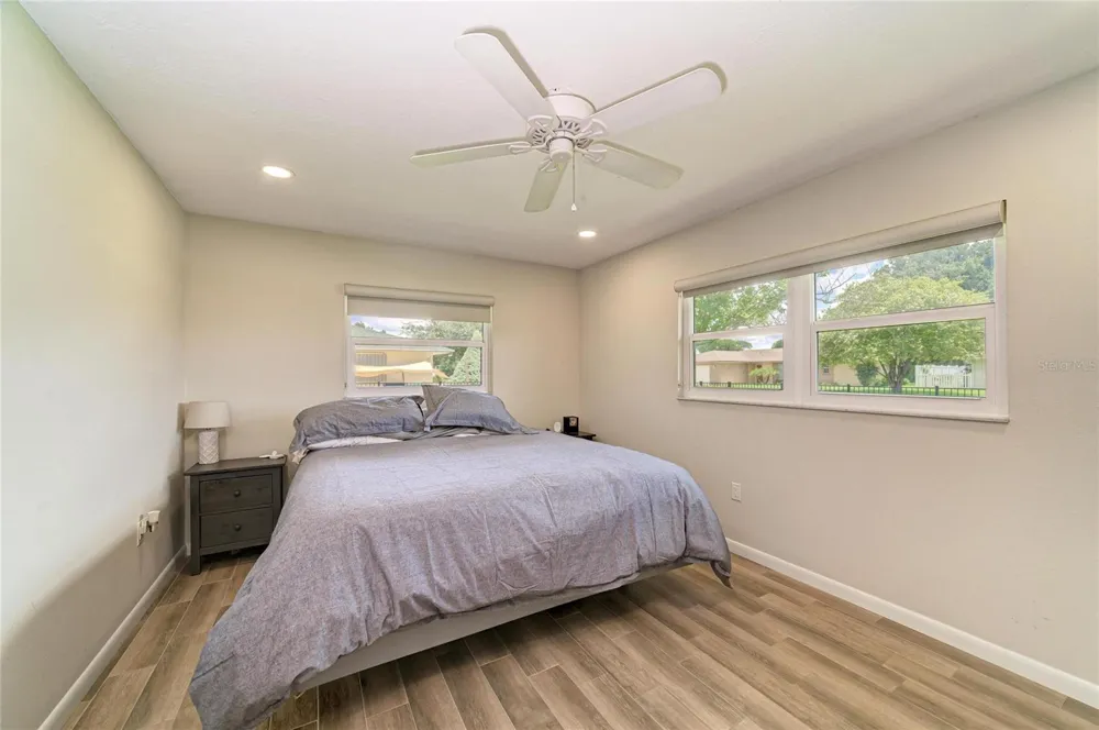 2011 37TH STREET W Bradenton, FL 34205