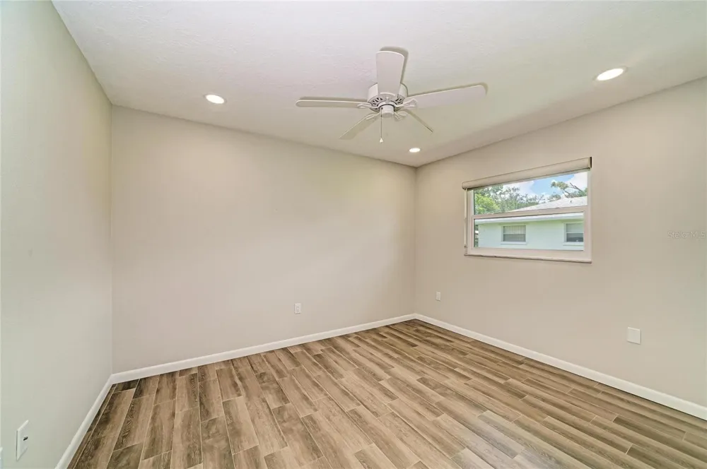 2011 37TH STREET W Bradenton, FL 34205