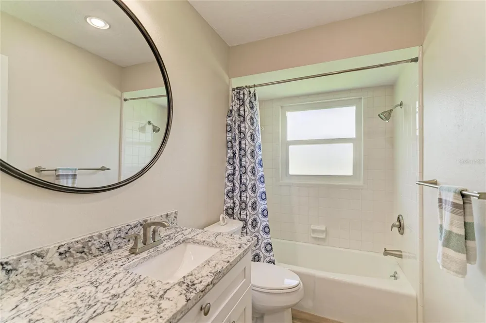 2011 37TH STREET W Bradenton, FL 34205