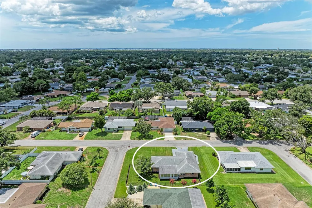 2011 37TH STREET W Bradenton, FL 34205