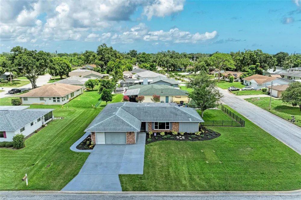 2011 37TH STREET W Bradenton, FL 34205