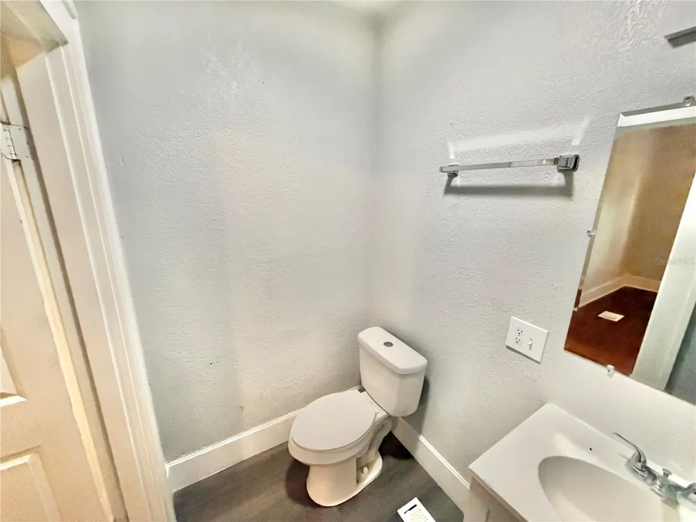 4700 10TH AVENUE S St Petersburg, FL 33711