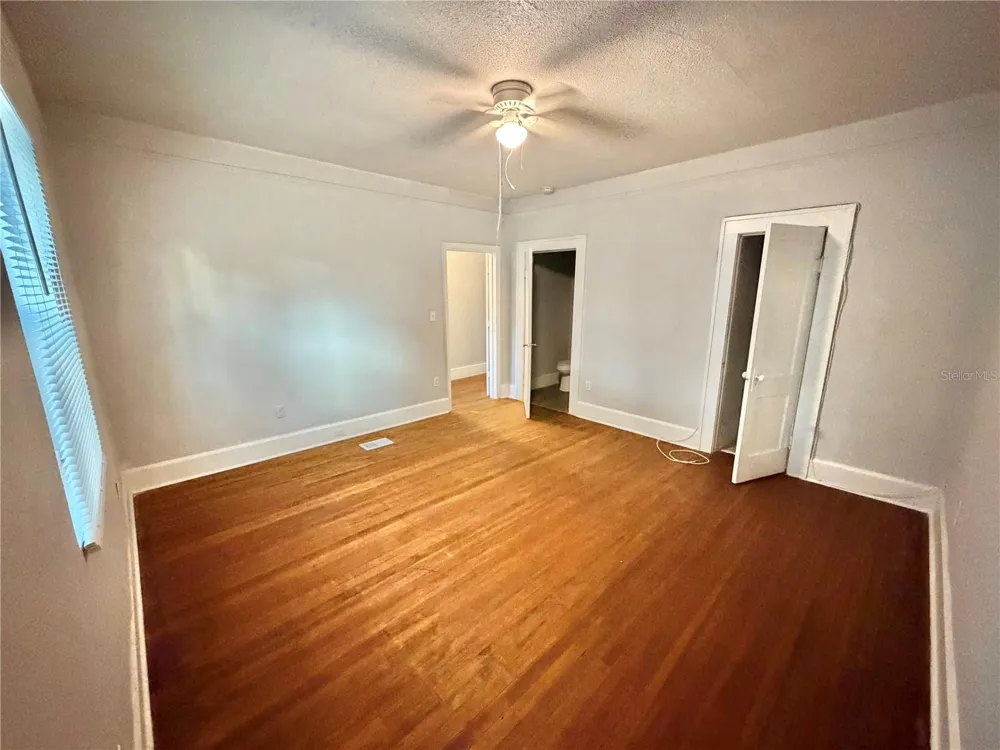 4700 10TH AVENUE S St Petersburg, FL 33711
