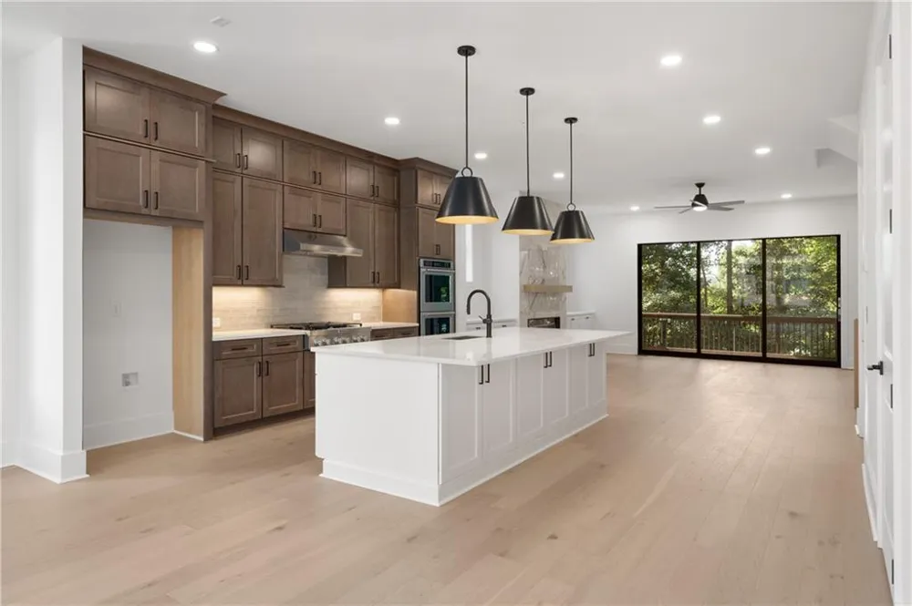 2248 Crestview Drive NE #33 Brookhaven, GA 30319