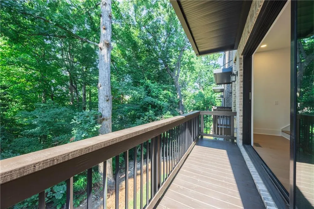 2248 Crestview Drive NE #33 Brookhaven, GA 30319