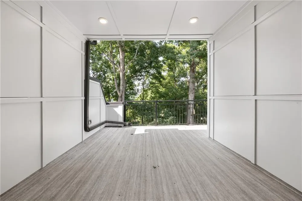 2248 Crestview Drive NE #33 Brookhaven, GA 30319