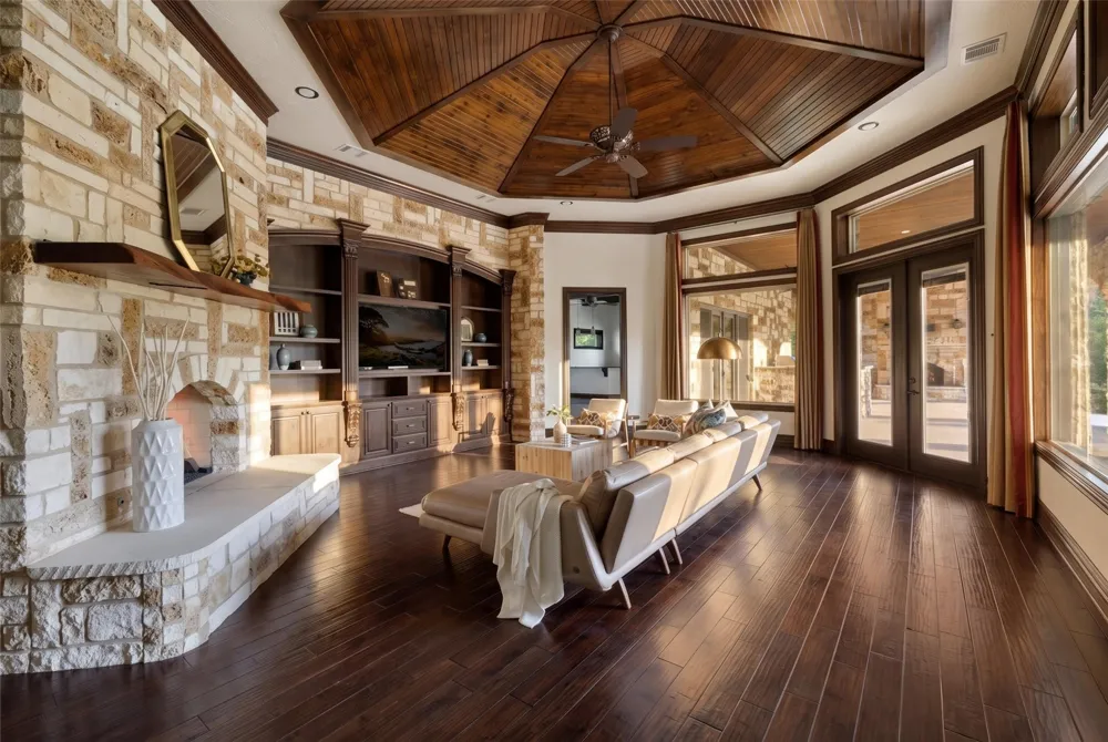610 River Ranch Road Aledo, TX 76008