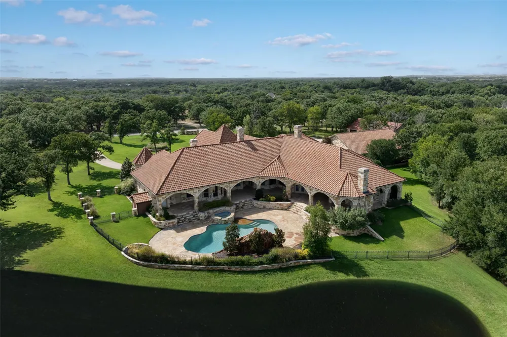 610 River Ranch Road Aledo, TX 76008