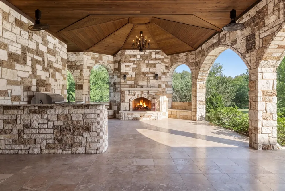 610 River Ranch Road Aledo, TX 76008