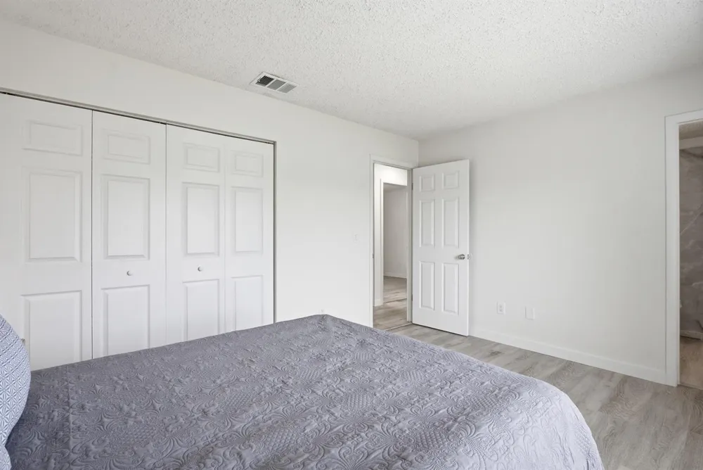1355 23rd Place SW Vero Beach, FL 32962