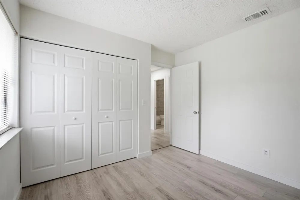 1355 23rd Place SW Vero Beach, FL 32962