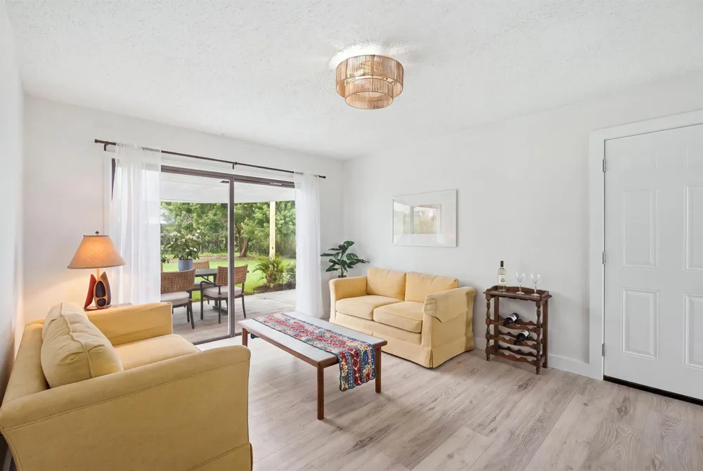 1355 23rd Place SW Vero Beach, FL 32962