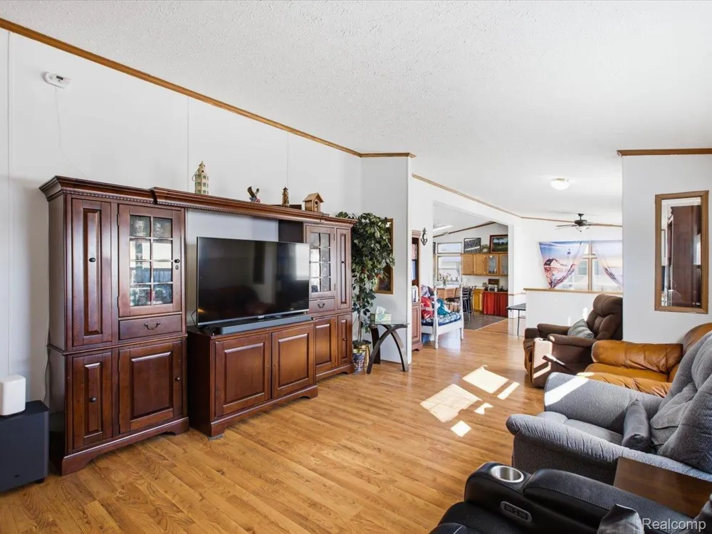 6180 Twin Lakes Drive Kimball Township, MI 48074