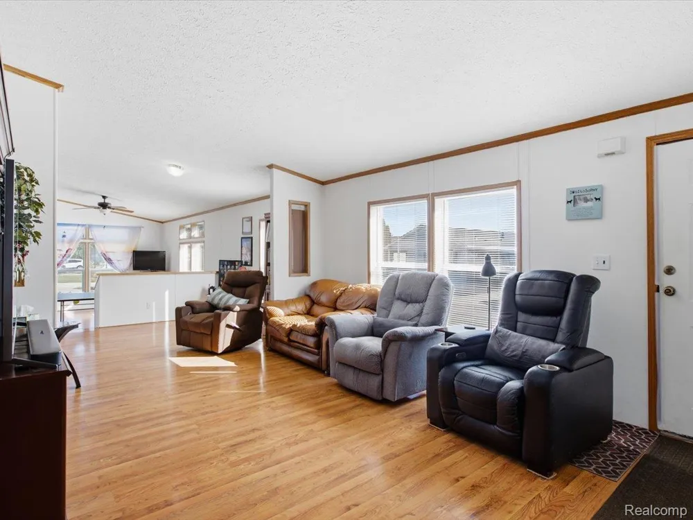 6180 Twin Lakes Drive Kimball Township, MI 48074