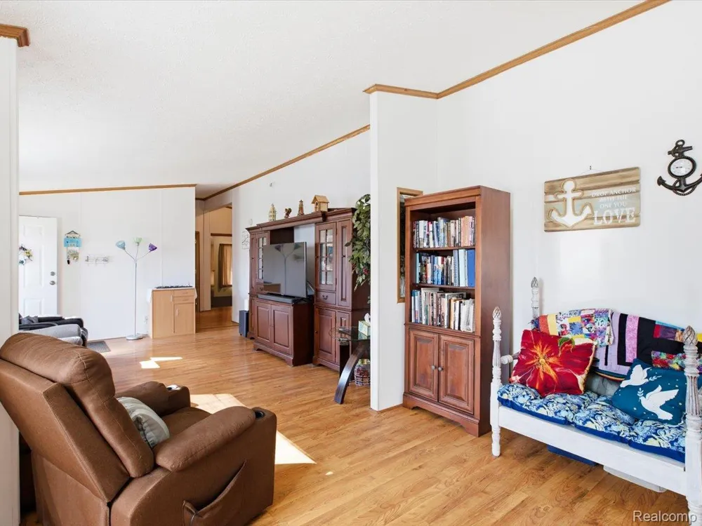 6180 Twin Lakes Drive Kimball Township, MI 48074