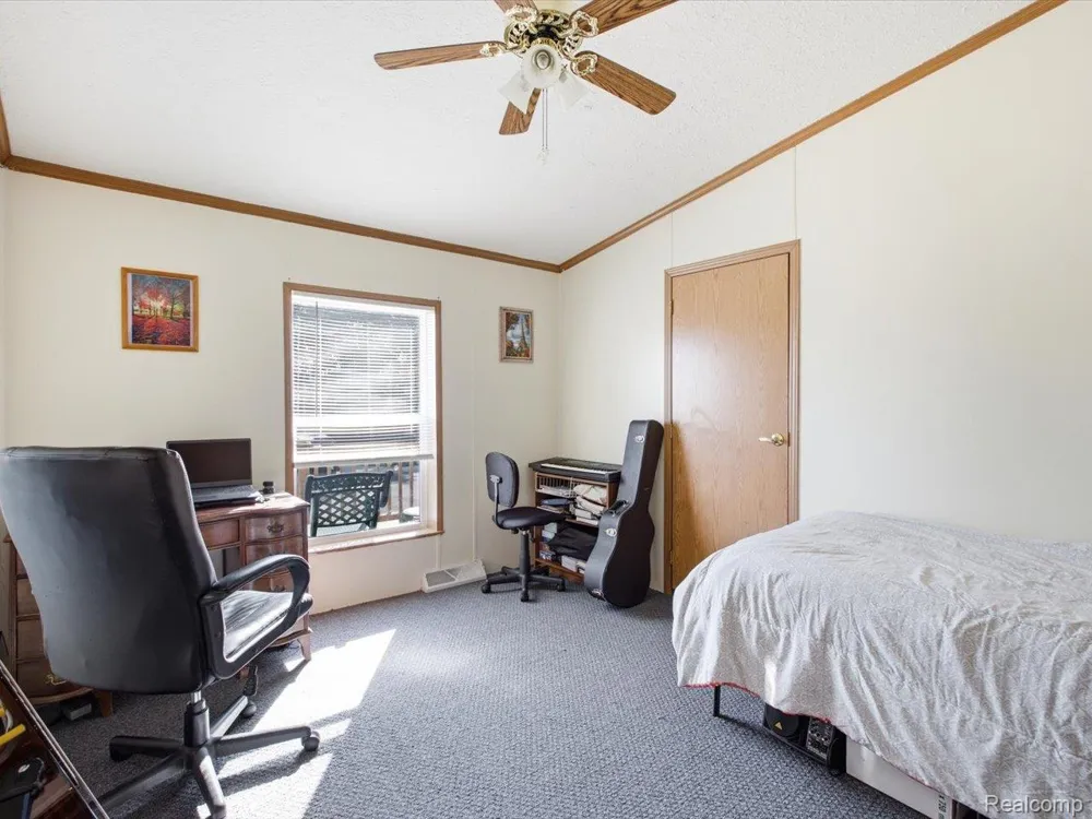 6180 Twin Lakes Drive Kimball Township, MI 48074