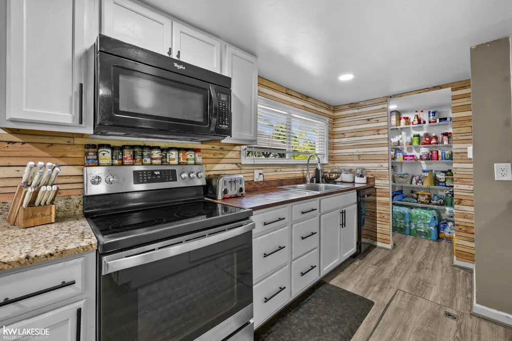 26560 26 Mile Road Chesterfield Township, MI 48051