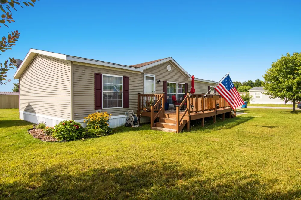 808 Yarrow Trail Garfield Charter Township, MI 49685