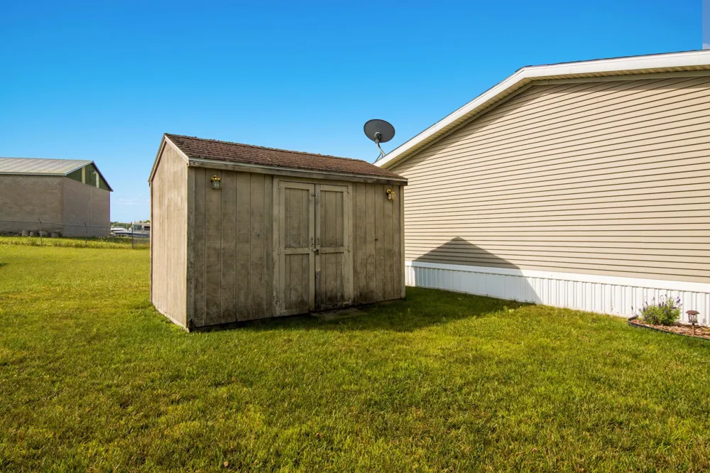 808 Yarrow Trail Garfield Charter Township, MI 49685