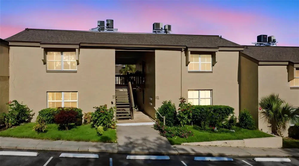 430 WINDMEADOWS STREET Altamonte Springs, FL 32701