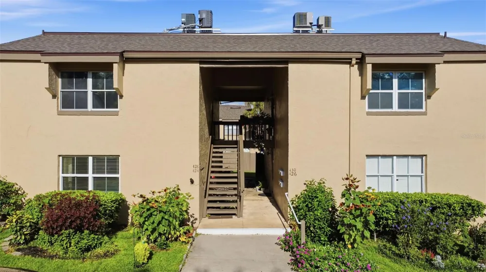 430 WINDMEADOWS STREET Altamonte Springs, FL 32701