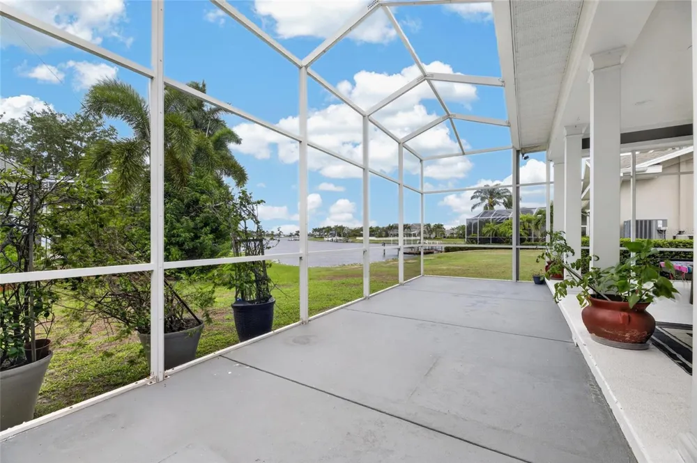435 MANNS HARBOR DRIVE Apollo Beach, FL 33572
